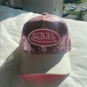 Von Dutch sparkly trucker hat